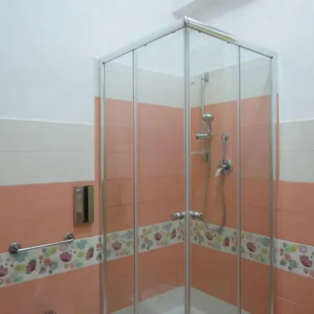 B&B Charming House 2*