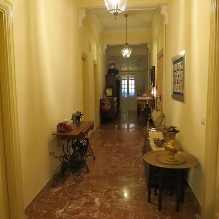 Oda ve Kahvaltı Charming House 2*
