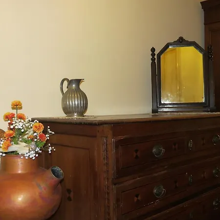 Oda ve Kahvaltı Charming House Roma