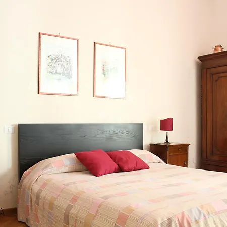 Oda ve Kahvaltı Charming House Roma