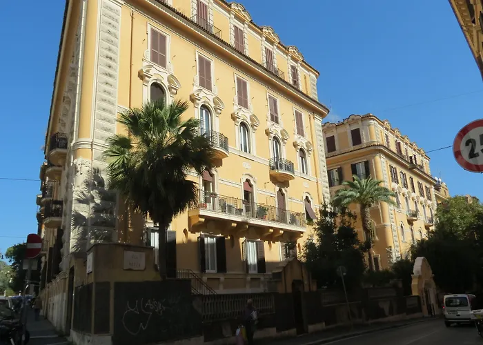 Bed & Breakfast Charming House