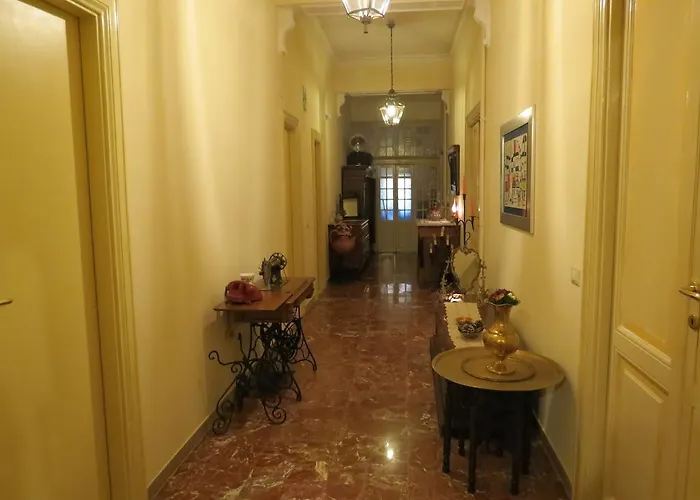 Bed & Breakfast Charming House 2*