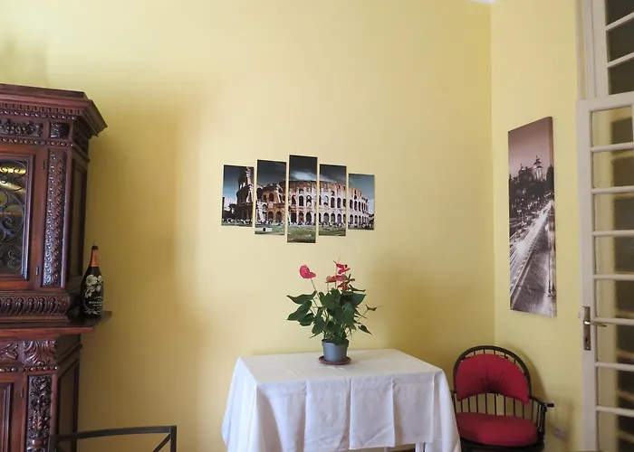 Charming House Bed & Breakfast