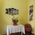 Charming House 2* Rome